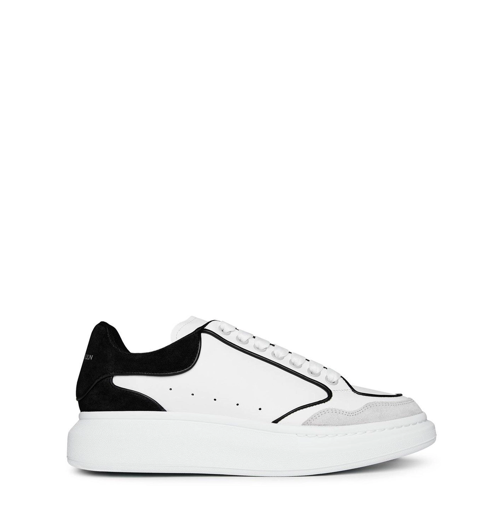 Alexander McQueen Panelled Oversized Sneakers - White/Black